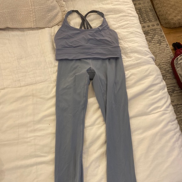 Lululemon workout set - Picture 1 of 5